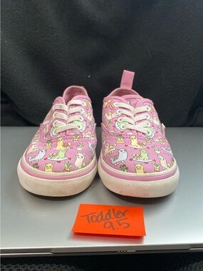 Vans Toddler Pink Canvas Llama Print Lace-Up Sneakers